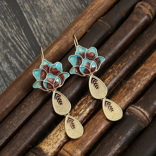Vintage Handmade Earring