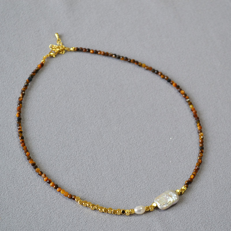 Charming Pearl Necklace for Any Occasion