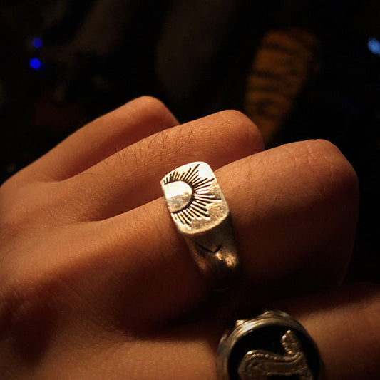 Charming Silver Ring for Any Occasion
