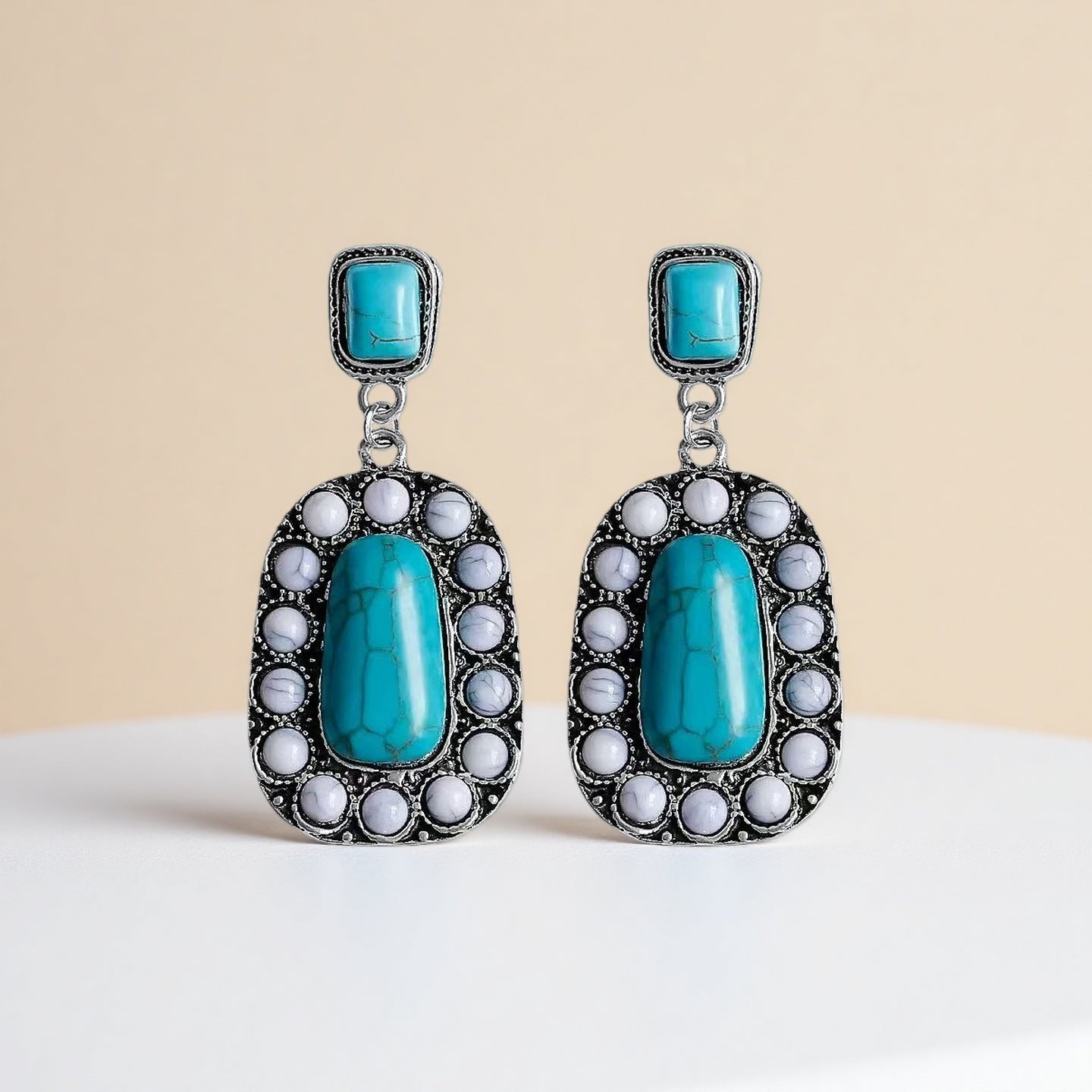 Elegant Earring for Every Occasion