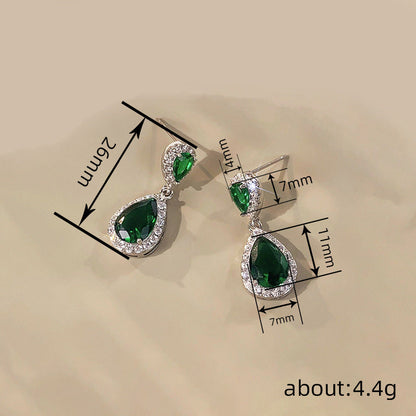 Charming Earring for Any Occasion