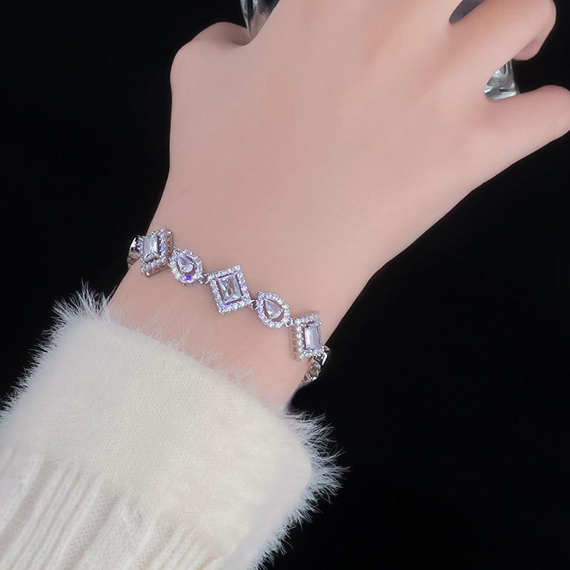 Beautiful Bracelet with Unique Style