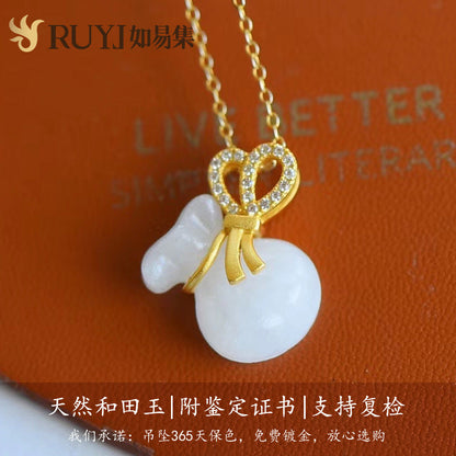 Romantic Silver Necklace for Special Moments