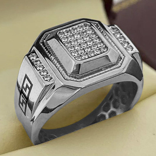 Charming Gold Ring for Any Occasion