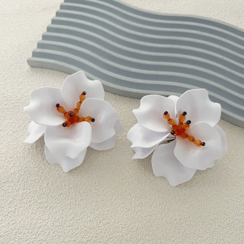 Beautiful Earring with Unique Style