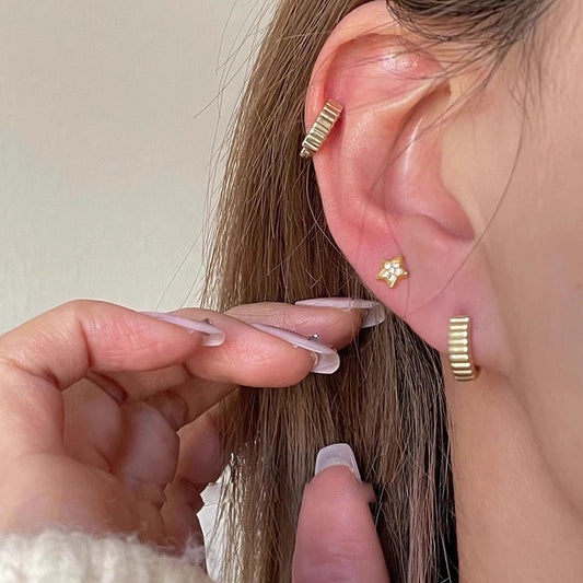 Charming Gold Earring for Any Occasion