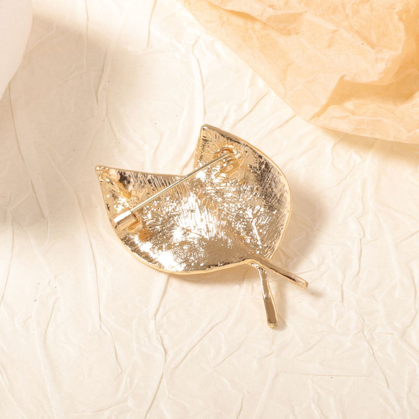 Charming Pearl Piece for Any Occasion