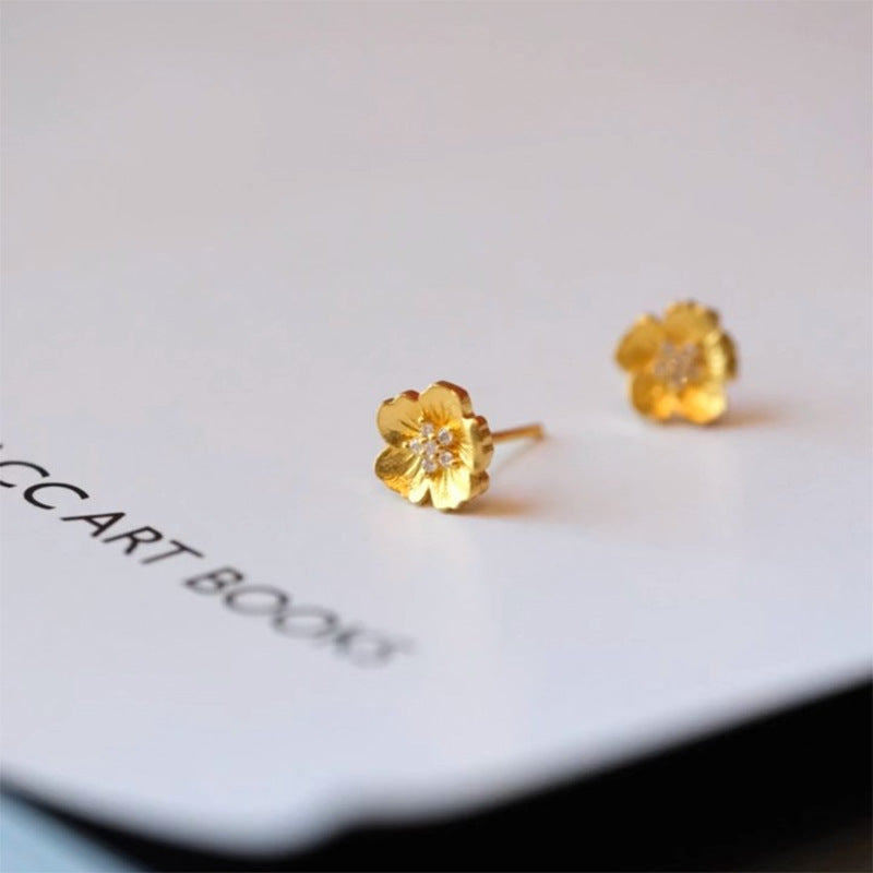 Vintage Handmade Gold Earring