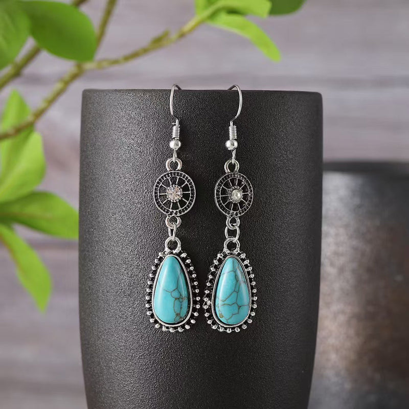 Classic Earring with Timeless Appeal