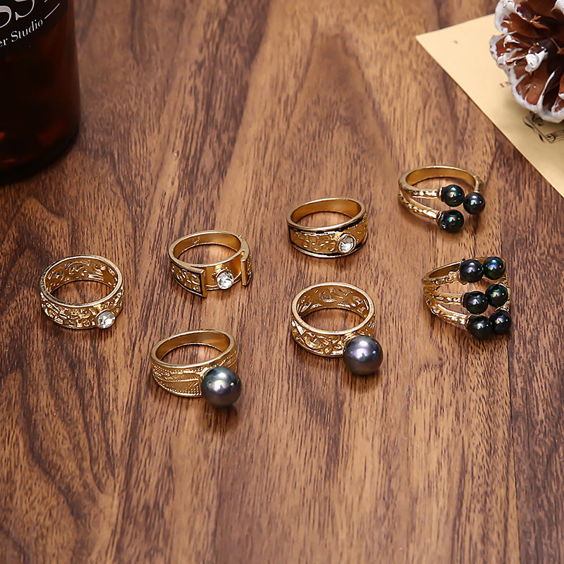 Beautiful Pearl Ring with Unique Style