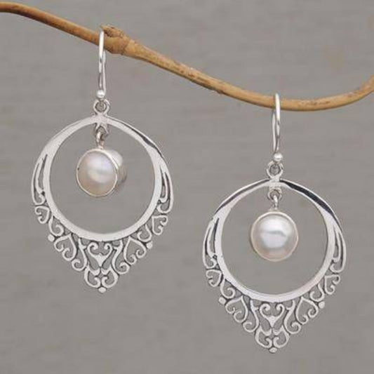 Stunning Pearl Earring for Daily Wear