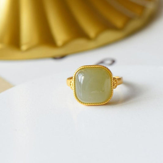 Stunning Gold Ring for Daily Wear