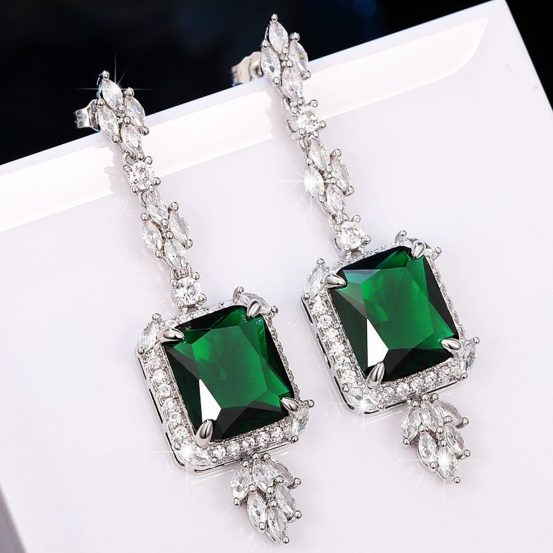 Elegant Earring for Every Occasion