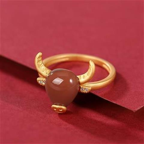 Charming Silver Ring for Any Occasion