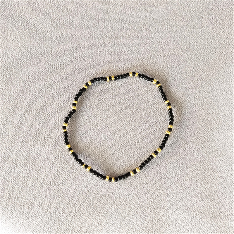 Classic Gold Bracelet with Timeless Appeal