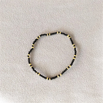 Classic Gold Bracelet with Timeless Appeal
