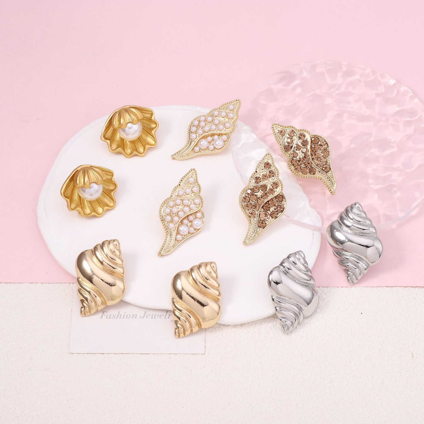 Beautiful Pearl Earring with Unique Style