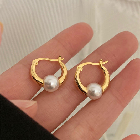Delicate Artisan Gold Earring
