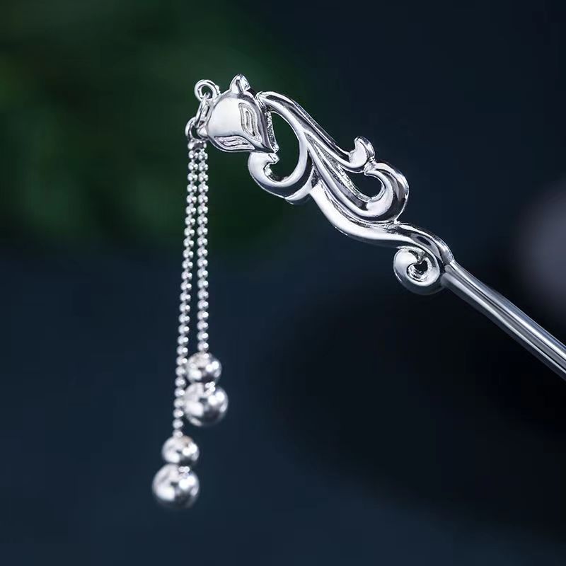 Charming Silver Piece for Any Occasion