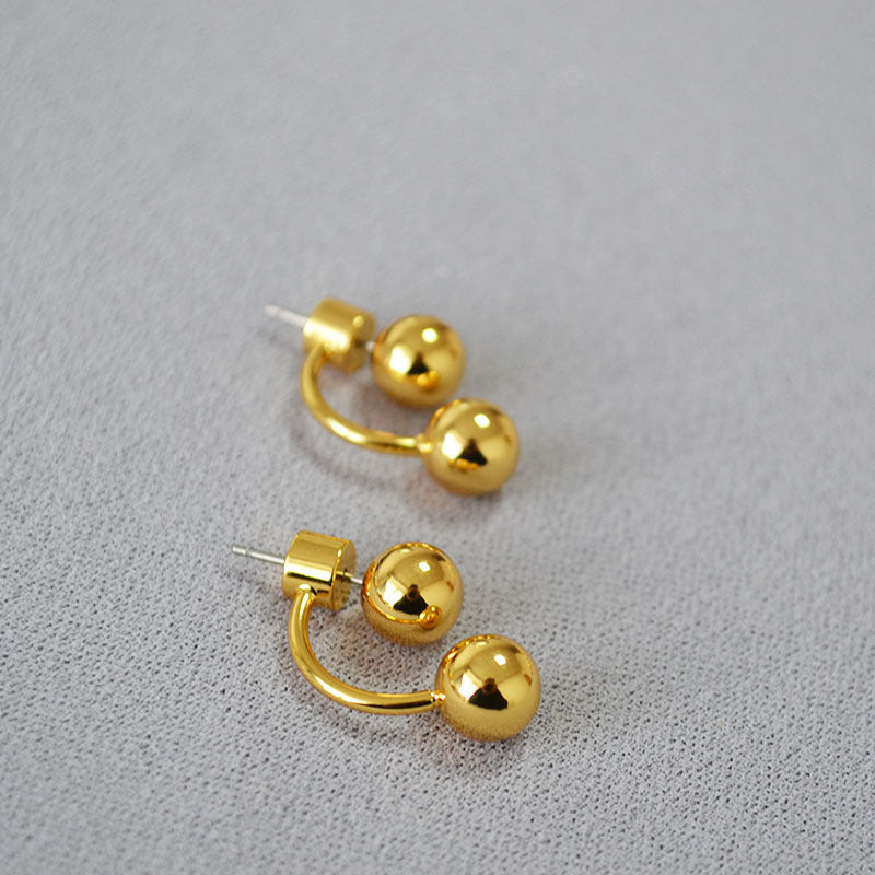 Beautiful Gold Earring with Unique Style