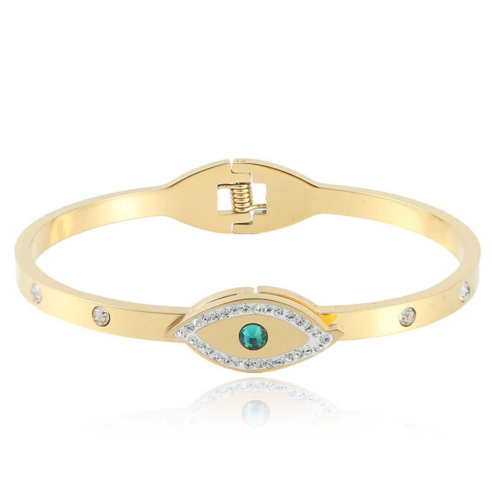 Romantic Bracelet for Special Moments