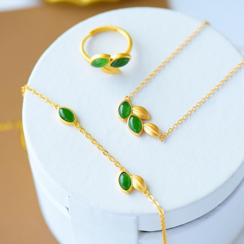 Stunning Gold Bracelet for Daily Wear