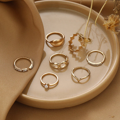 Beautiful Pearl Set with Unique Style