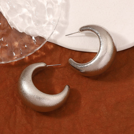 Classic Earring with Timeless Appeal