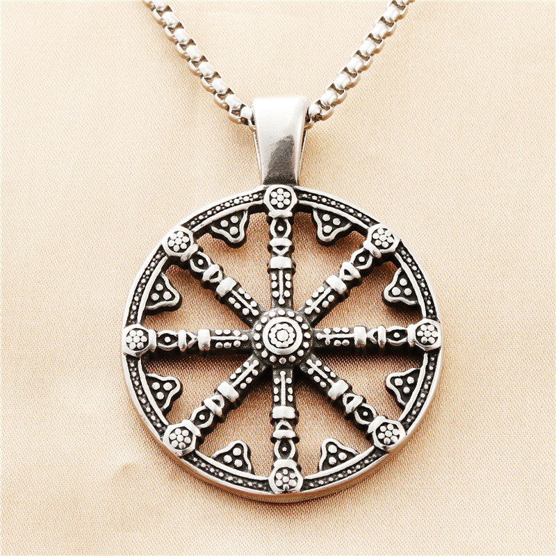 Elegant Pendant for Every Occasion