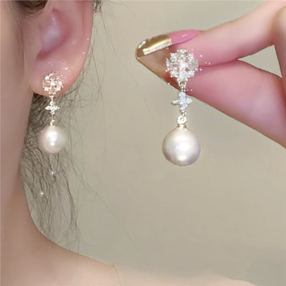 Charming Pearl Earring for Any Occasion