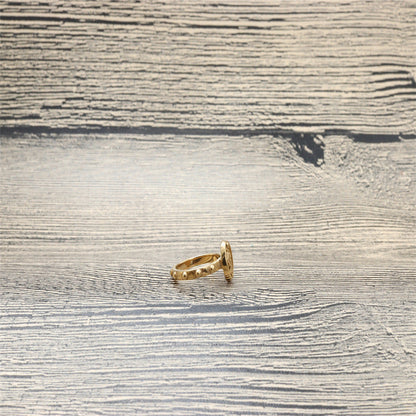 Romantic Gold Ring for Special Moments
