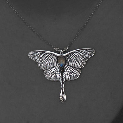 Classic Necklace with Timeless Appeal