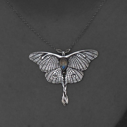 Classic Necklace with Timeless Appeal