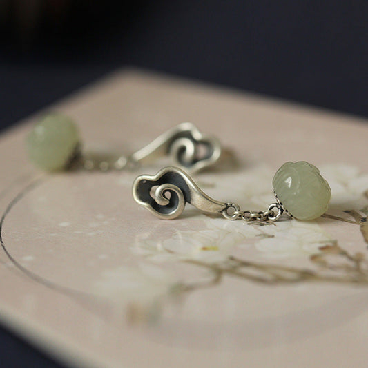 Romantic Silver Earring for Special Moments