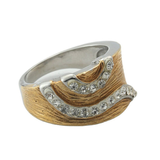 Romantic Gold Ring for Special Moments