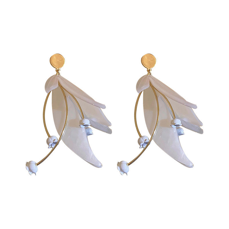 Beautiful Earring with Unique Style