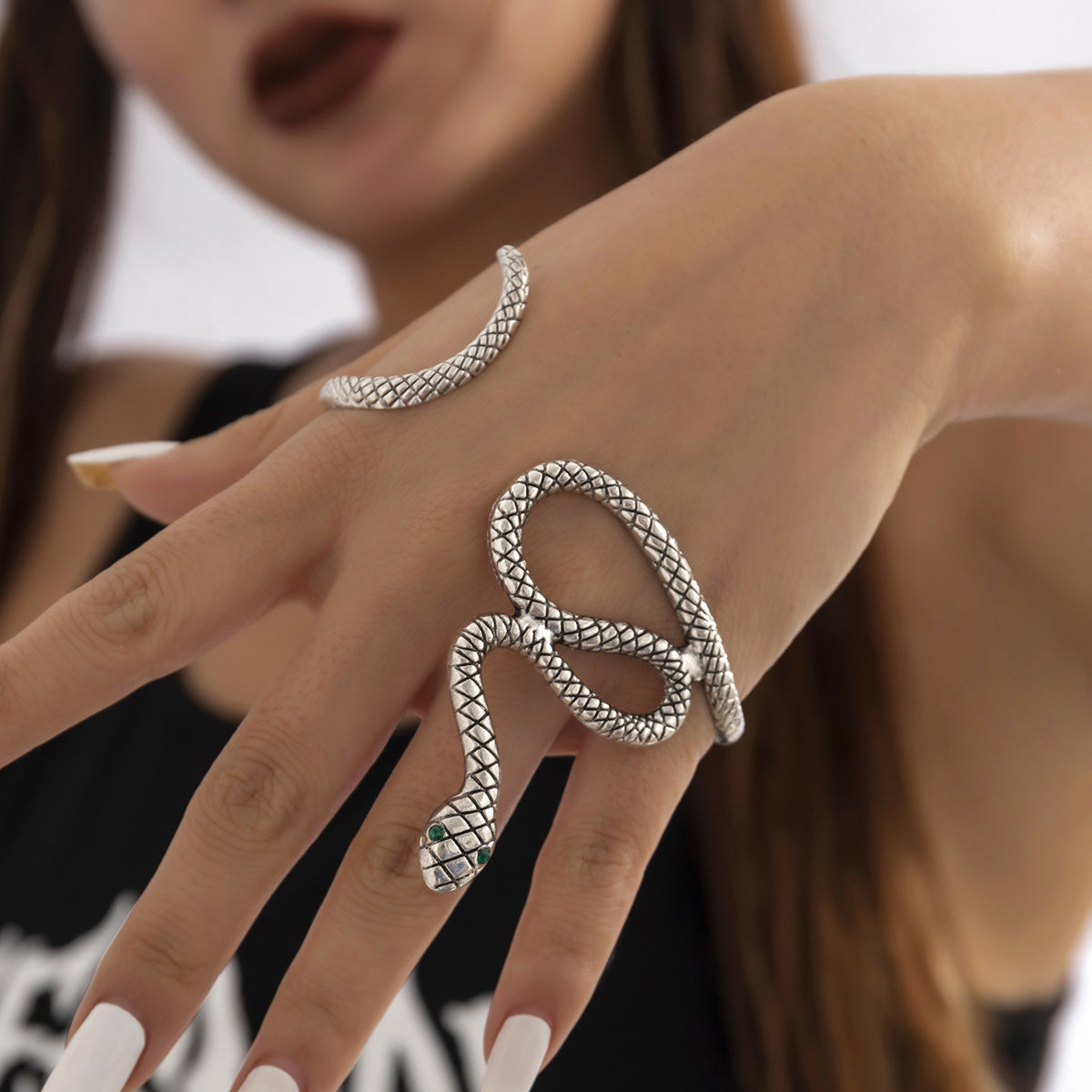 Beautiful Bracelet with Unique Style