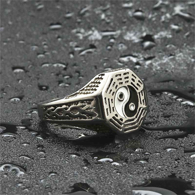 Charming Ring for Any Occasion