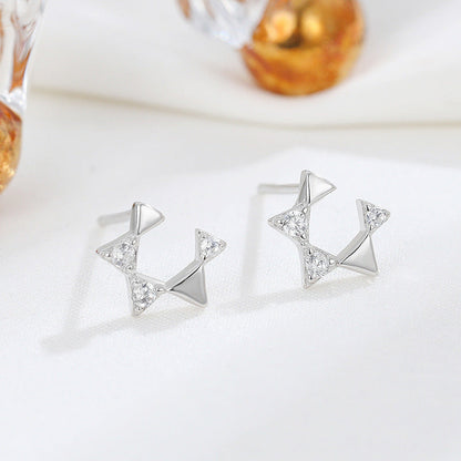 Beautiful Gold Earring with Unique Style