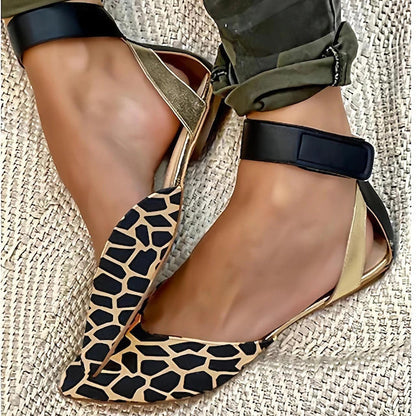 Graceful Orthopedic Sandals for Modern Look