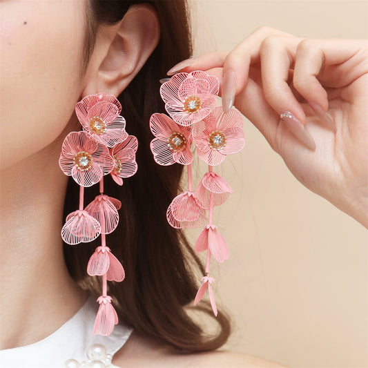 Charming Earring for Any Occasion