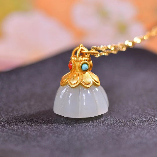 Elegant Gold Necklace for Every Occasion