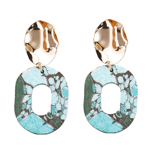 Classic Earring with Timeless Appeal