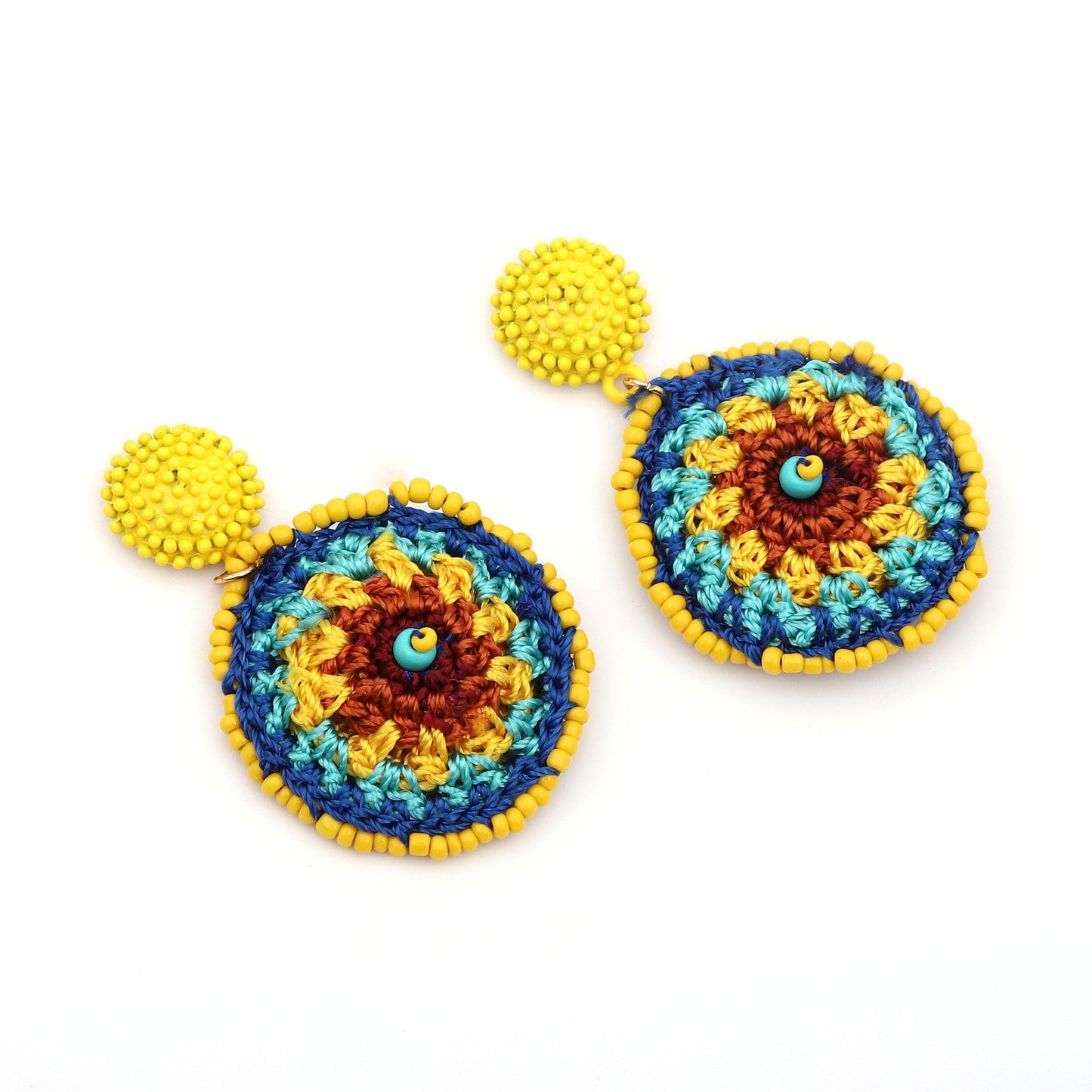 Charming Earring for Any Occasion
