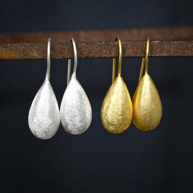 Elegant Silver Earring for Every Occasion