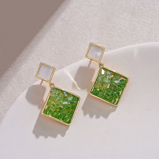 Classic Earring with Timeless Appeal