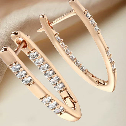 Delicate Artisan Gold Earring