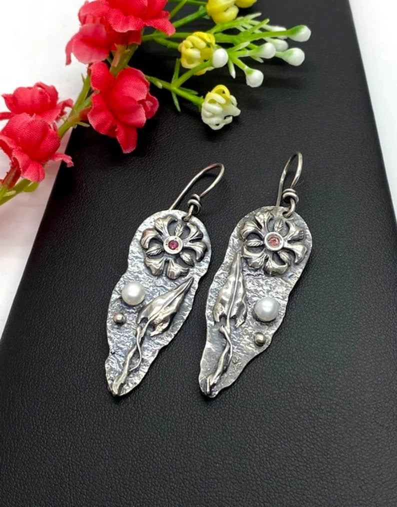 Classic Silver Earring with Timeless Appeal