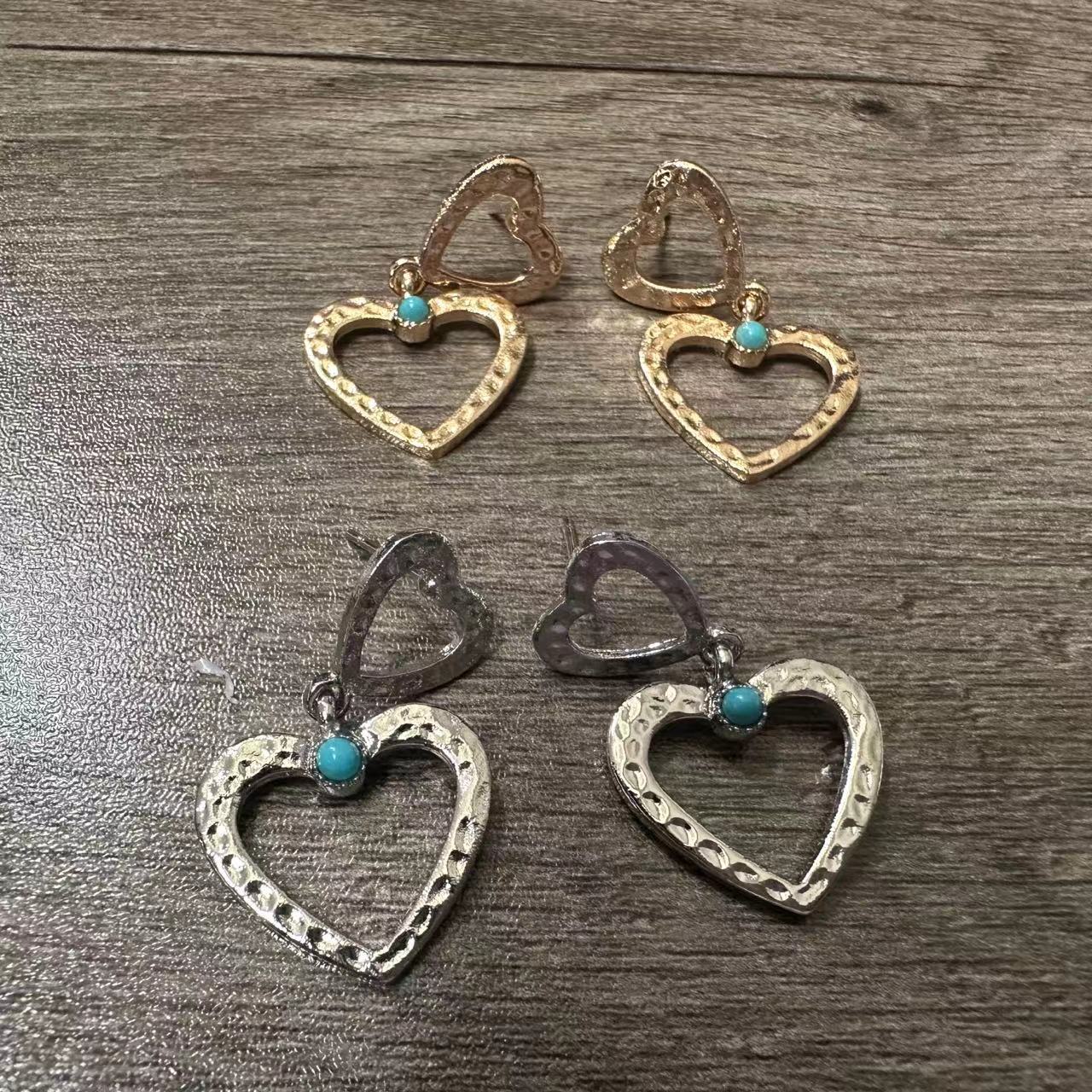 Stunning Earring for Daily Wear