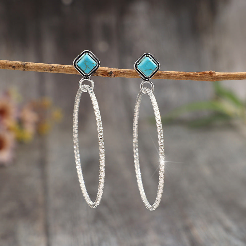 Classic Earring with Timeless Appeal